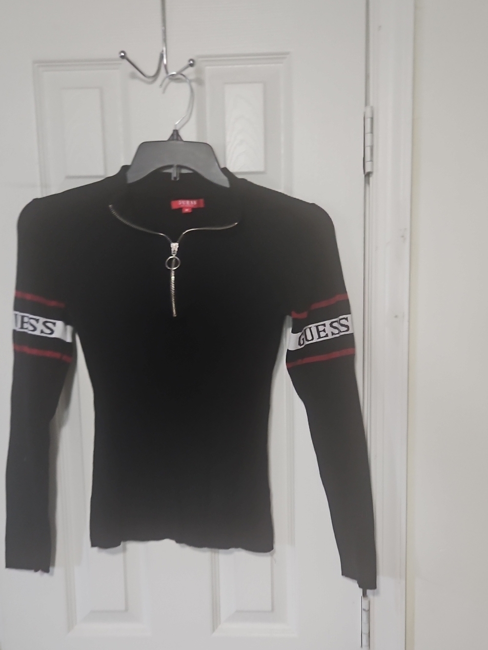 GUESS Black Zip-Front Slim Logo Sleeve Sweater